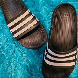Kid's Adidas Duramo Slide Flip-Flops &House S